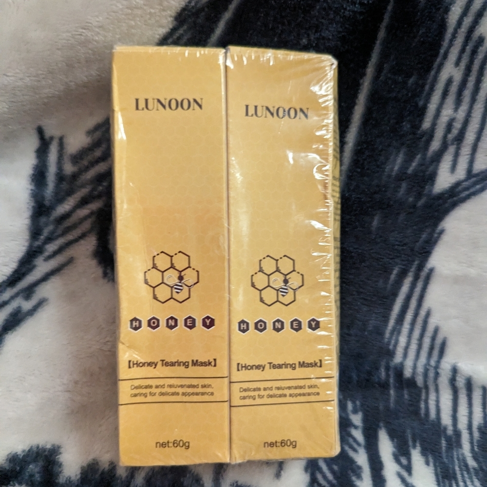 Honey Tearing Mask